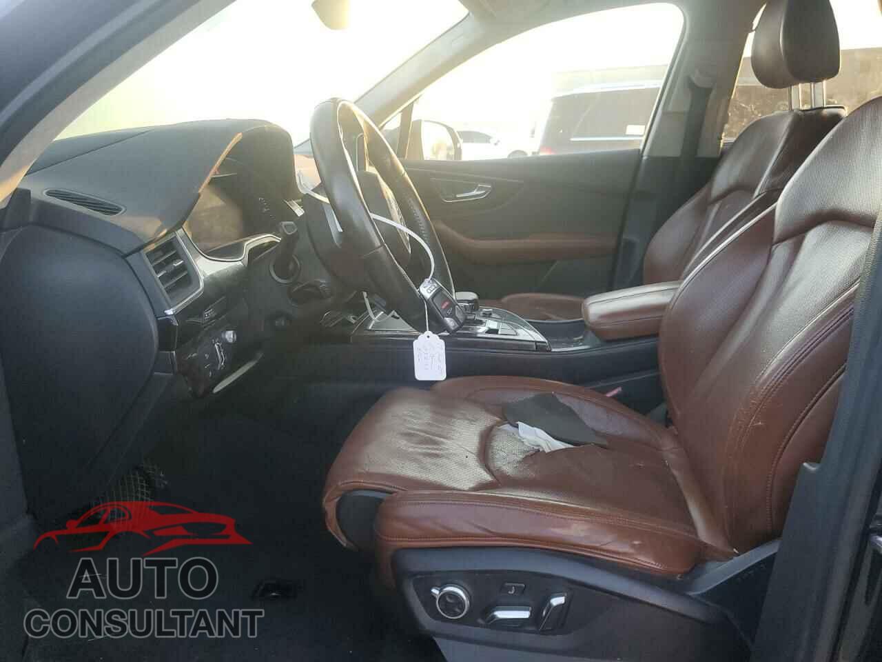 AUDI Q7 2017 - WA1VAAF79HD032151