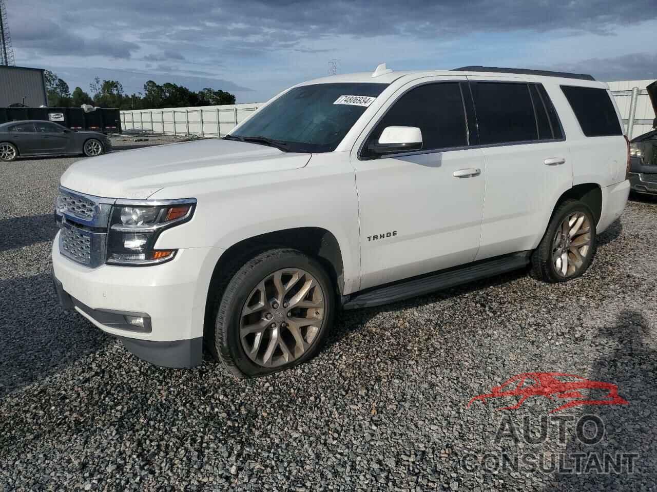 CHEVROLET TAHOE 2017 - 1GNSKBKC9HR381352