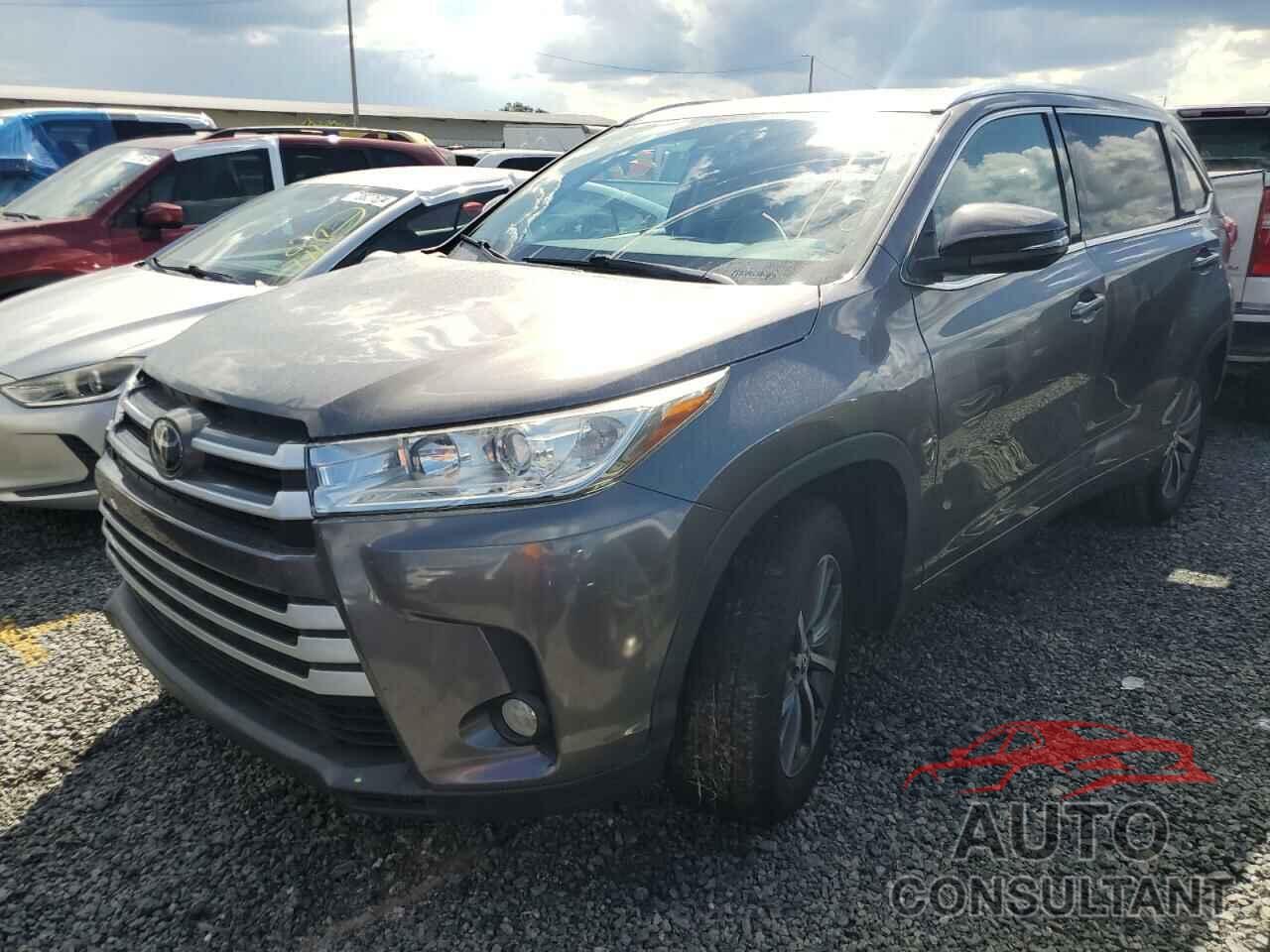 TOYOTA HIGHLANDER 2017 - 5TDKZRFH6HS525895