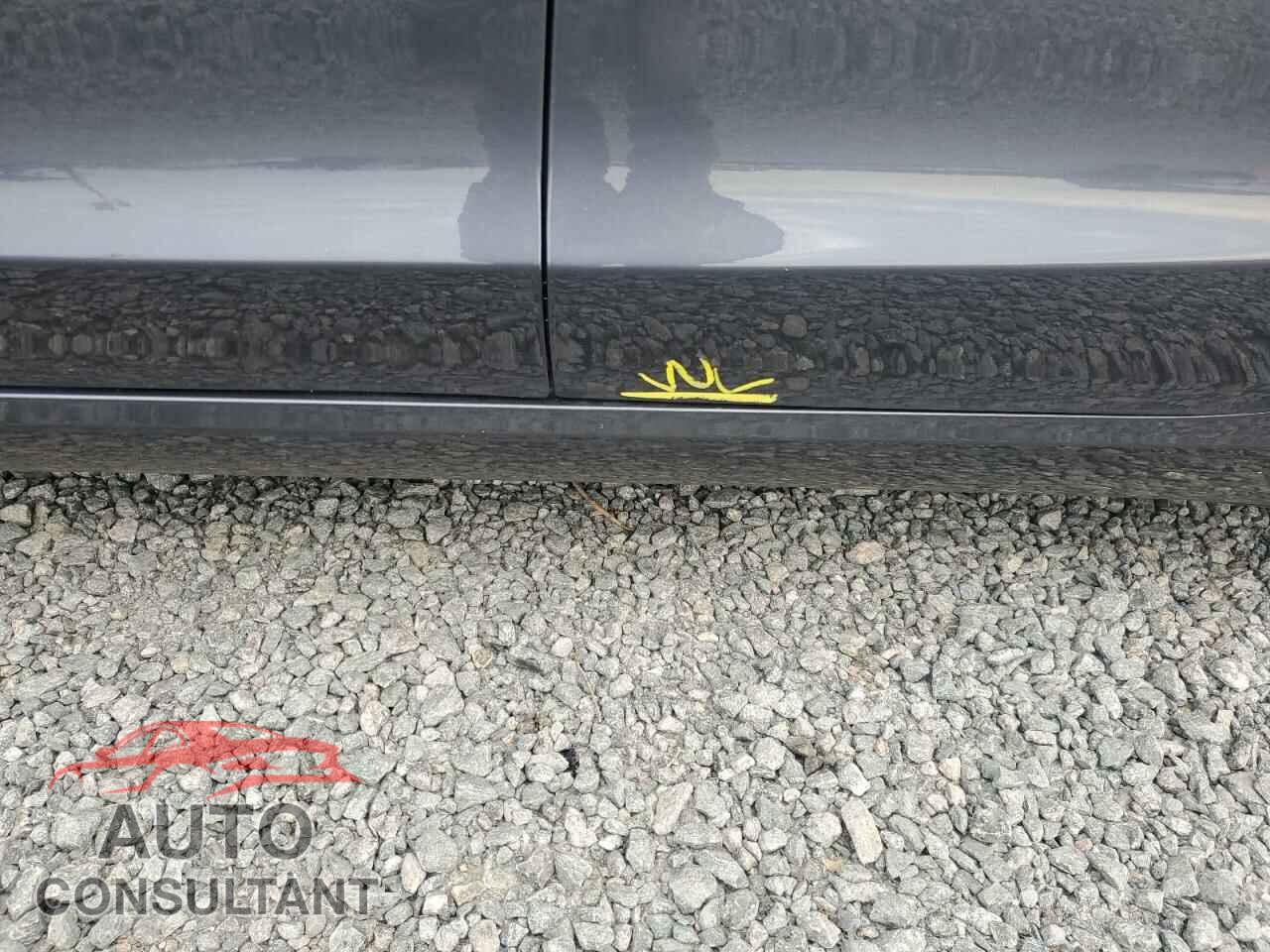 TESLA MODEL 3 2023 - 5YJ3E1EA6PF571431
