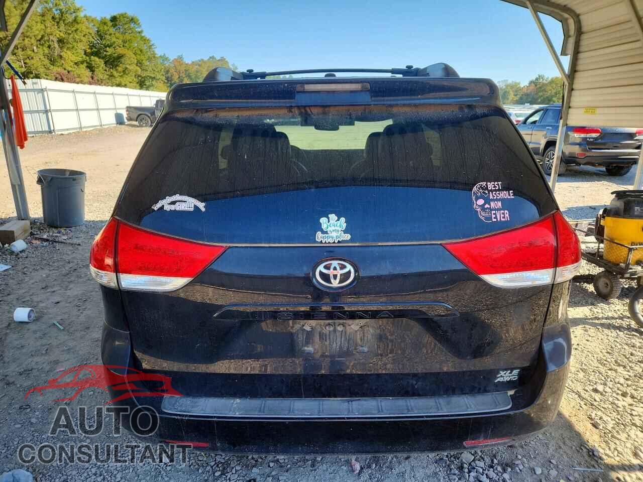 TOYOTA SIENNA 2012 - 5TDDK3DC2CS033598