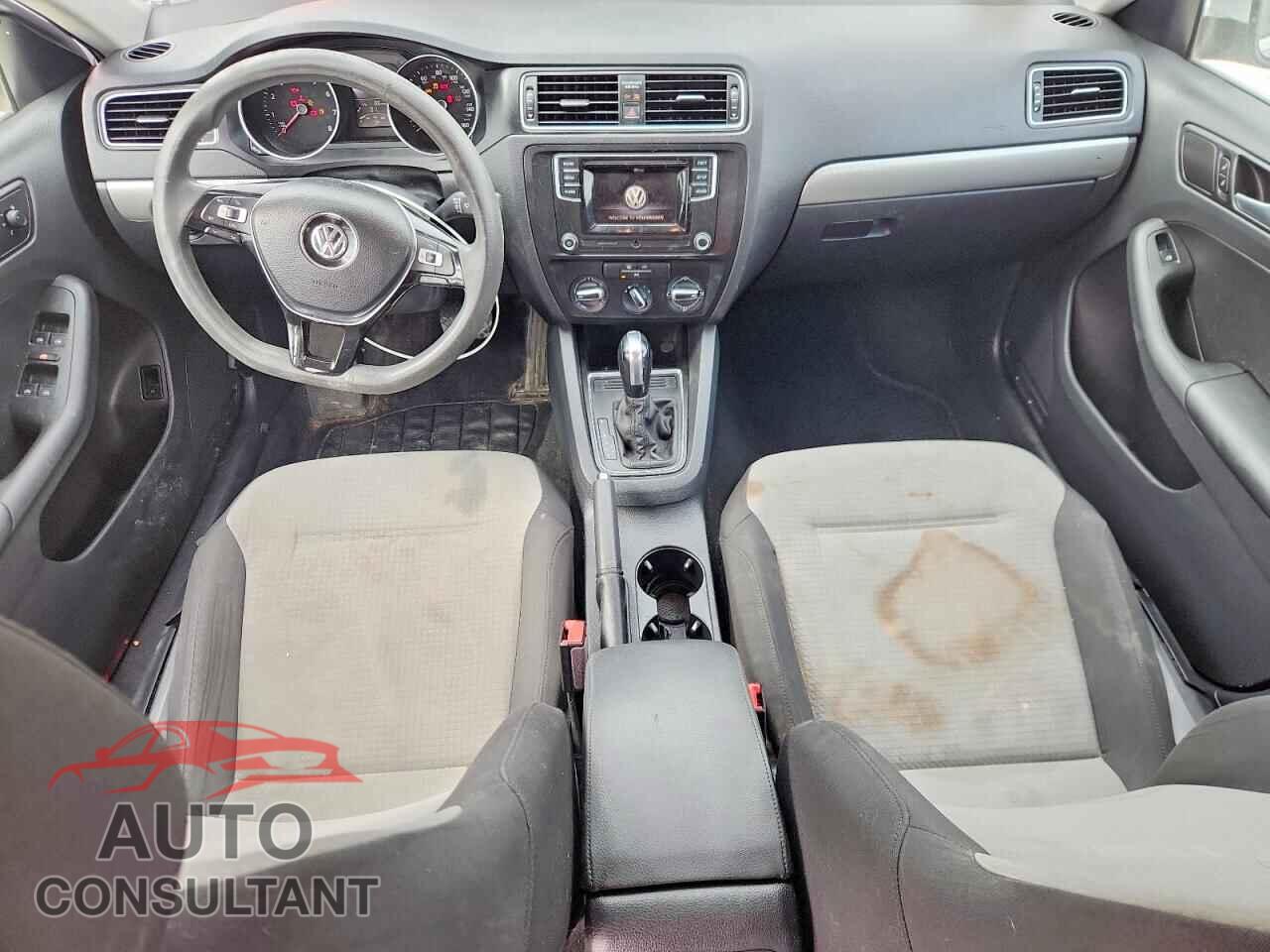 VOLKSWAGEN JETTA 2017 - 3VW2B7AJ9HM347903