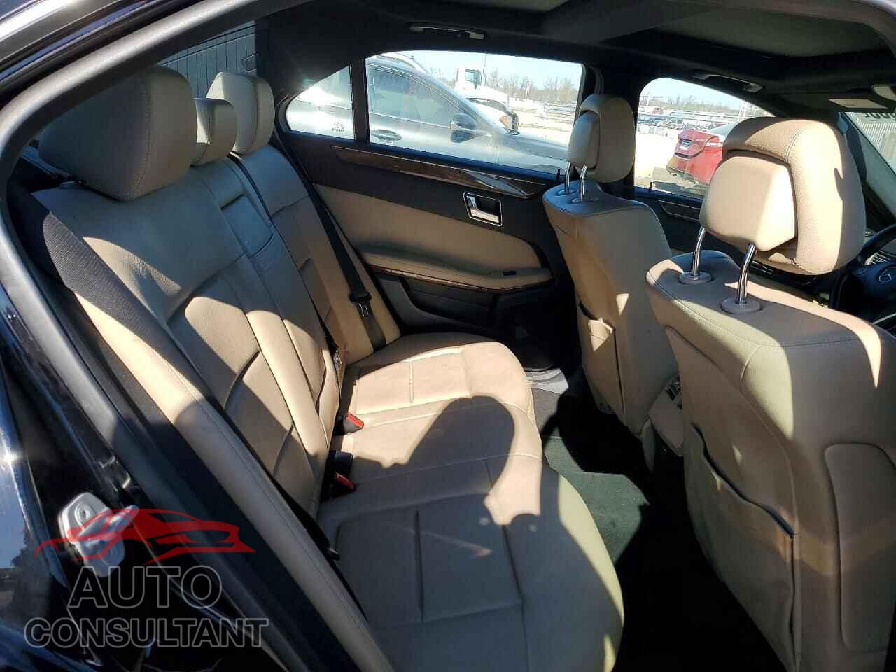 MERCEDES-BENZ E-CLASS 2011 - WDDHF8HB5BA306765