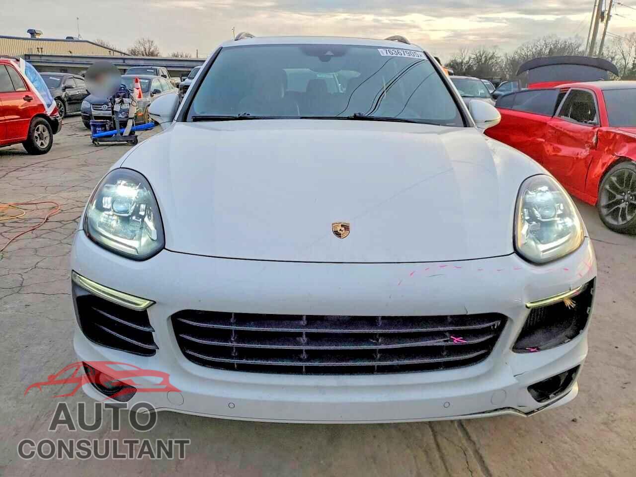 PORSCHE CAYENNE 2016 - WP1AB2A23GLA94375