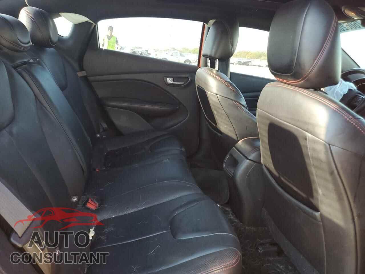 DODGE DART 2015 - 1C3CDFEB7FD276552