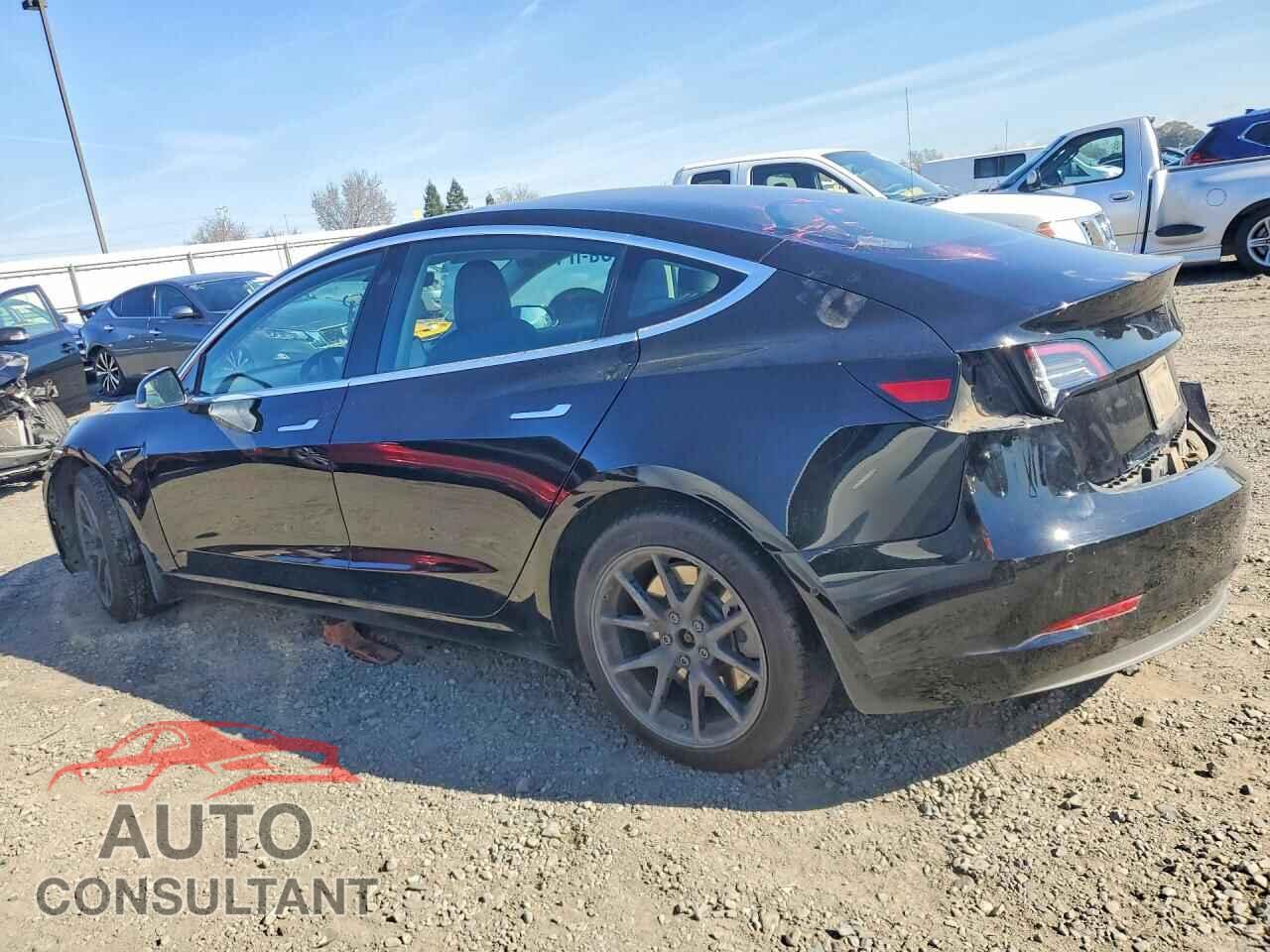 TESLA MODEL 3 2019 - 5YJ3E1EA0KF304973