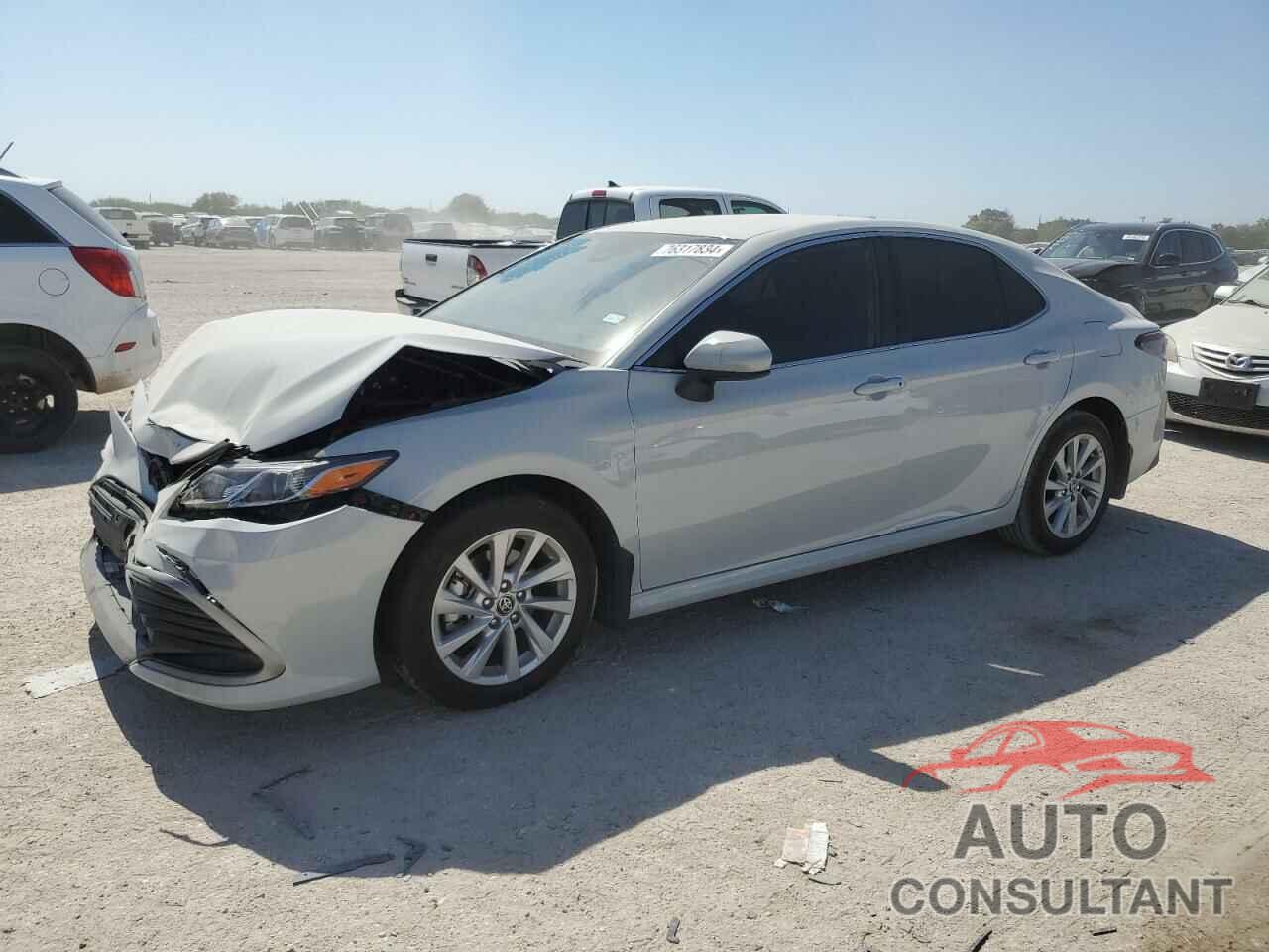 TOYOTA CAMRY 2024 - 4T1C11AK1RU235895
