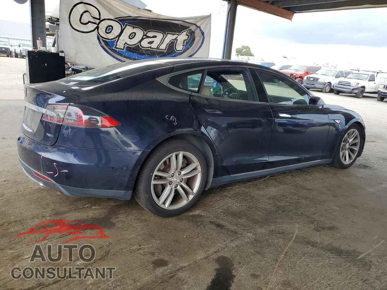 TESLA MODEL S 2015 - 5YJSA1S20FF090724