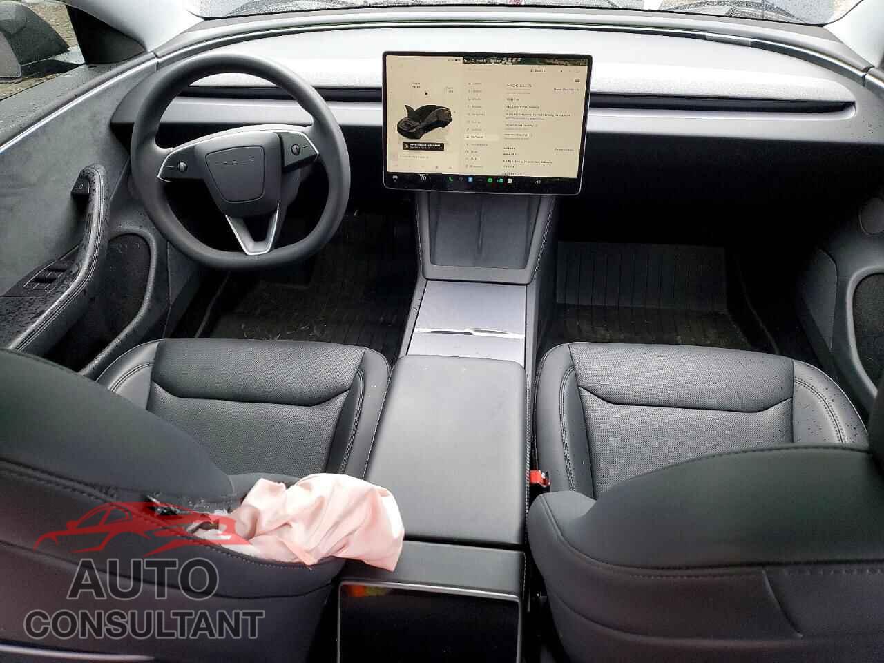 TESLA MODEL 3 2024 - 5YJ3E1EB9RF849105