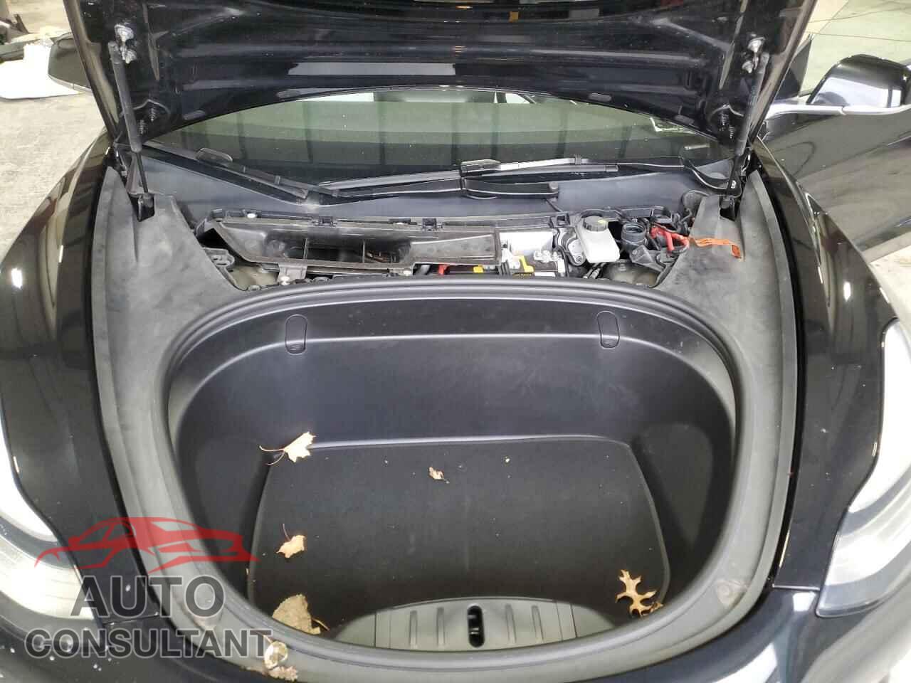 TESLA MODEL 3 2019 - 5YJ3E1EB9KF194983