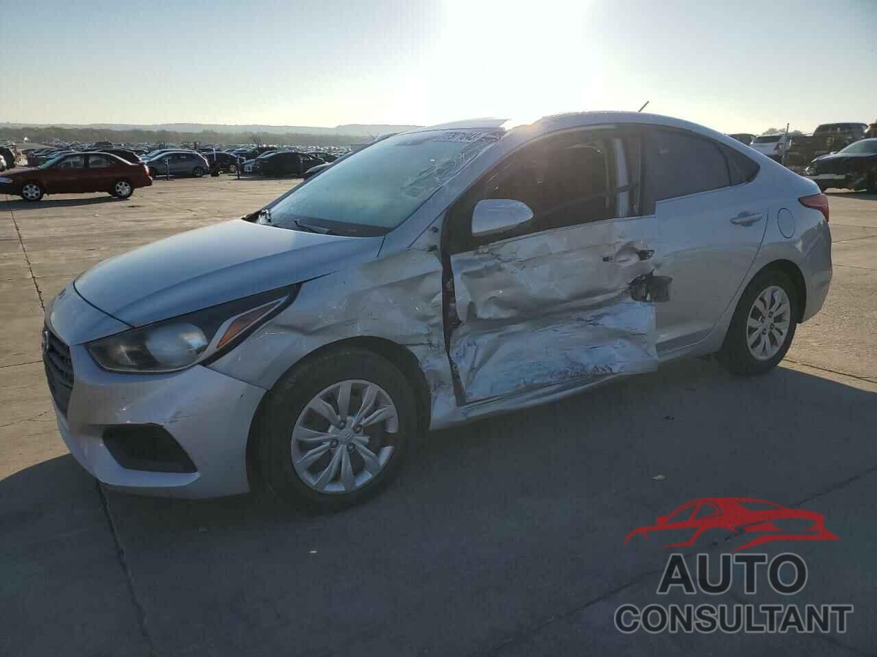 HYUNDAI ACCENT 2018 - 3KPC24A32JE010674