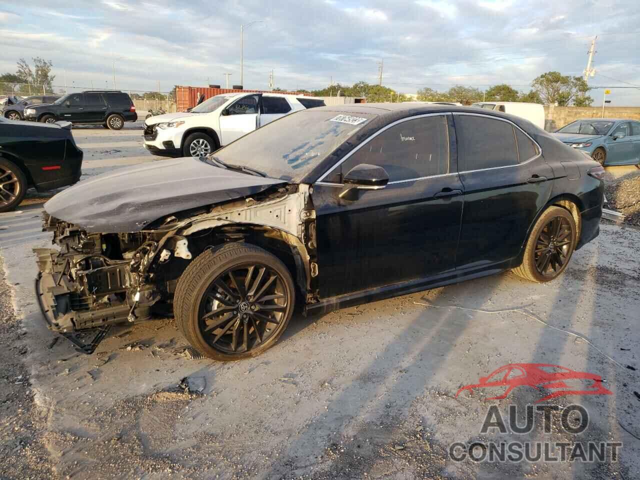 TOYOTA CAMRY 2021 - 4T1K61AK7MU608119