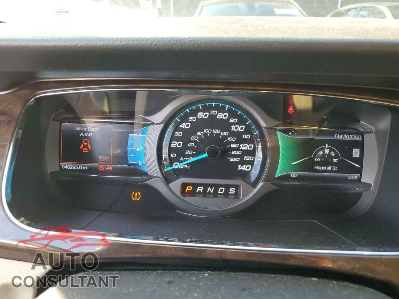 FORD TAURUS 2017 - 1FAHP2F85HG113832