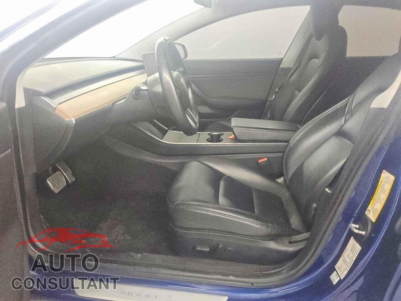 TESLA MODEL 3 2019 - 5YJ3E1EA3KF357697