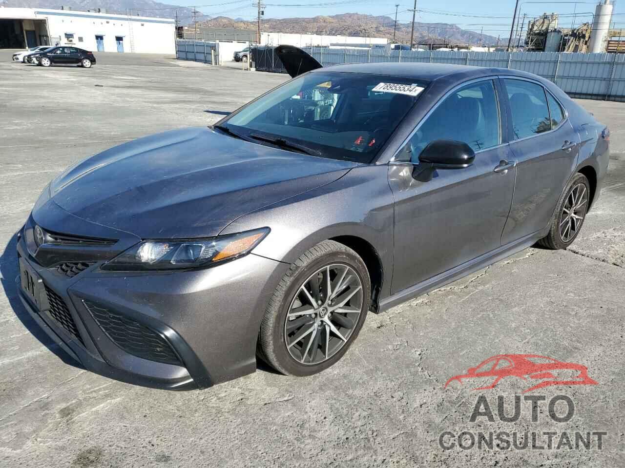 TOYOTA CAMRY 2021 - 4T1G11AK8MU464584