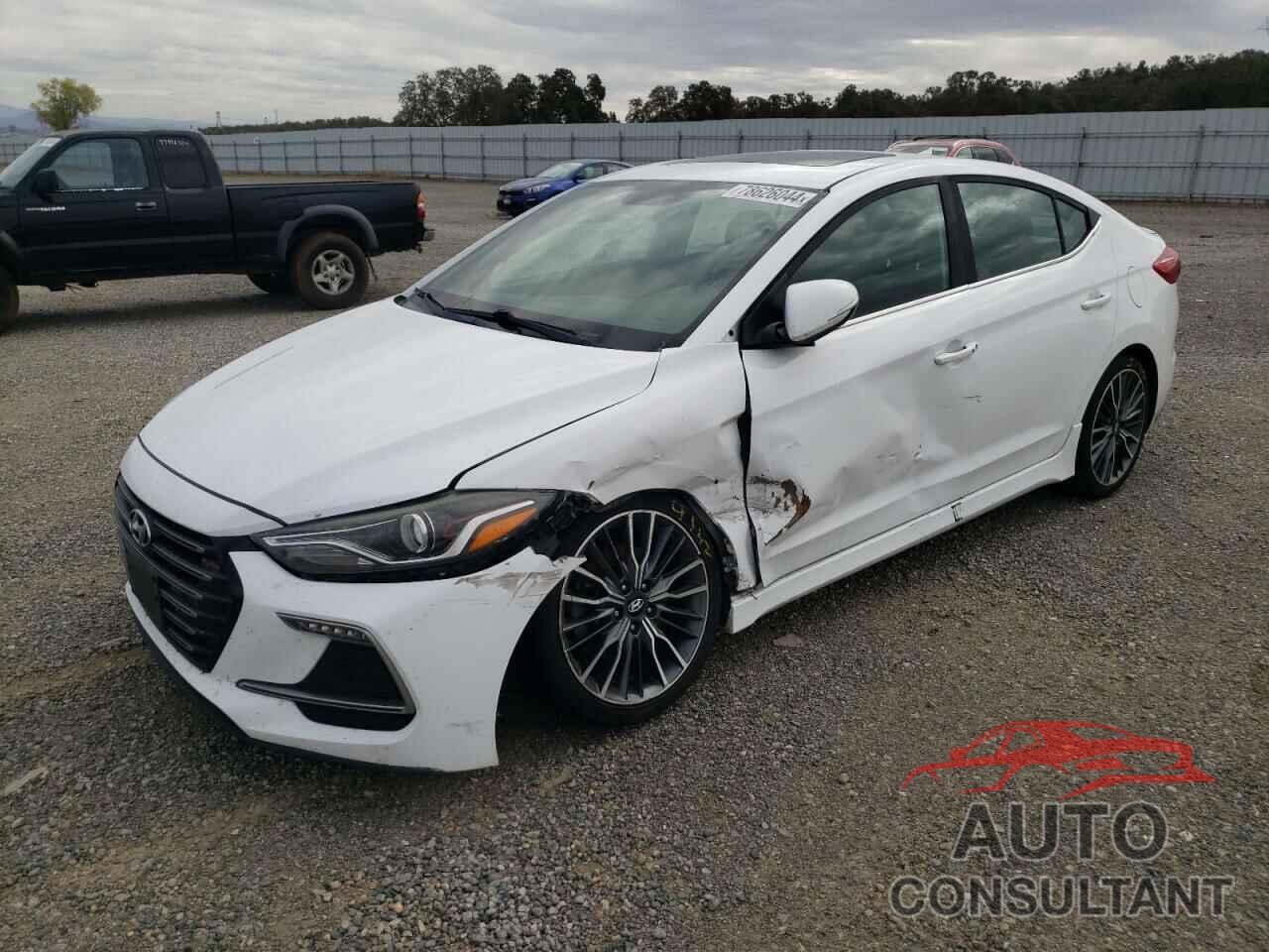 HYUNDAI ELANTRA 2018 - KMHD04LB3JU511634