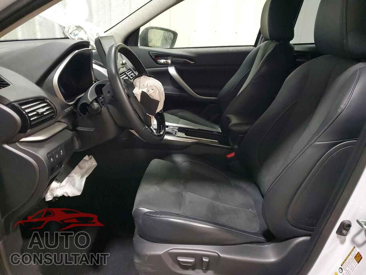 MITSUBISHI ECLIPSE CR 2025 - JA4ATWAA7SZ014816