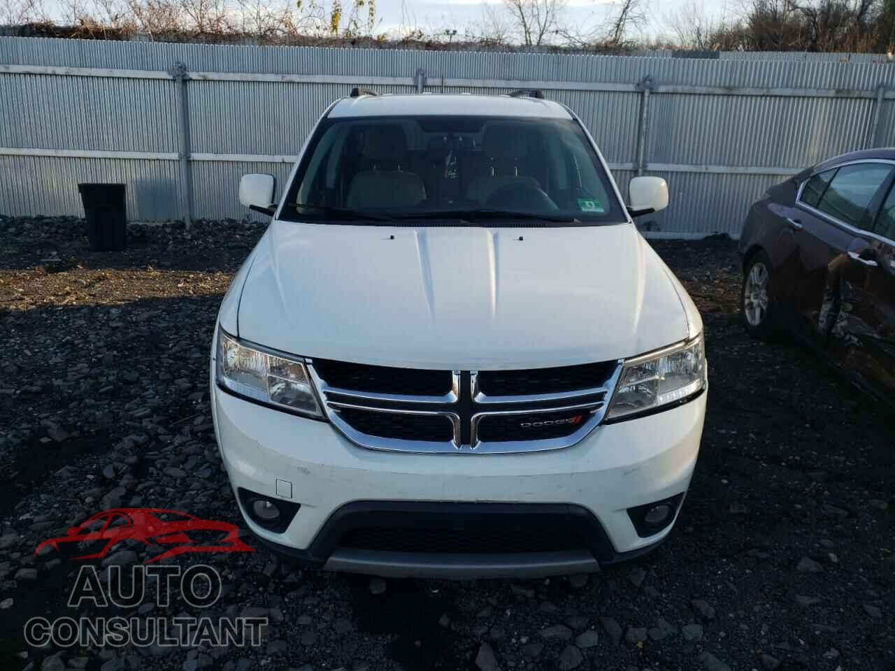 DODGE JOURNEY 2017 - 3C4PDCBG8HT590686