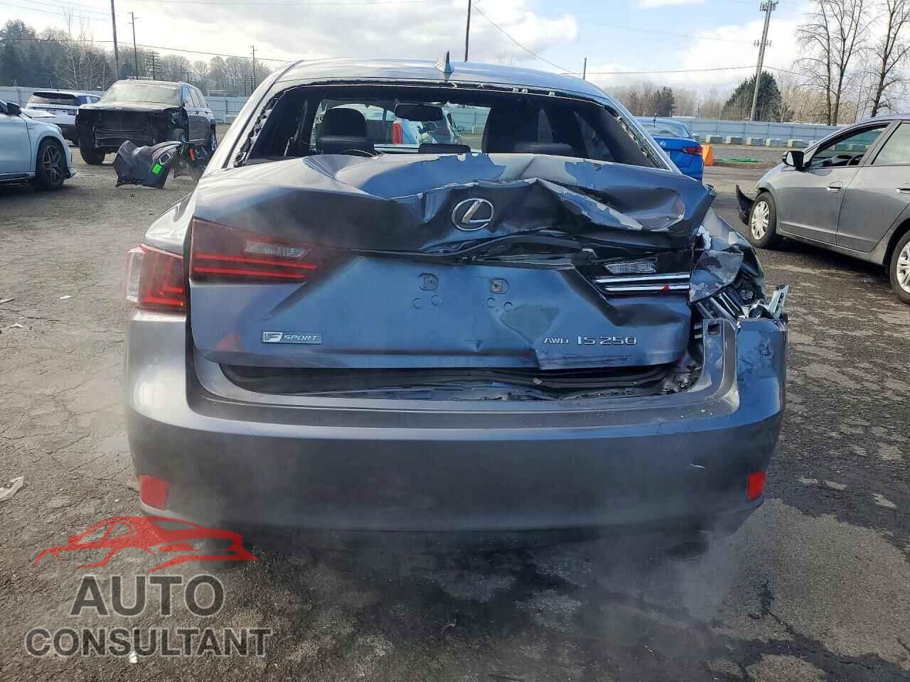 LEXUS IS 2015 - JTHCF1D27F5025369