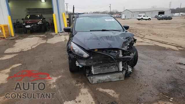 FORD FOCUS 2018 - 1FADP3L98JL243473