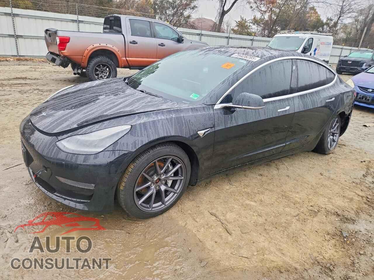 TESLA MODEL 3 2019 - 5YJ3E1EB5KF385557