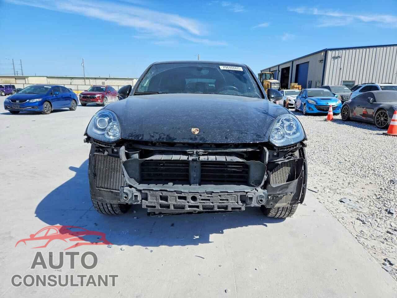 PORSCHE CAYENNE 2016 - WP1AF2A22GKA45596