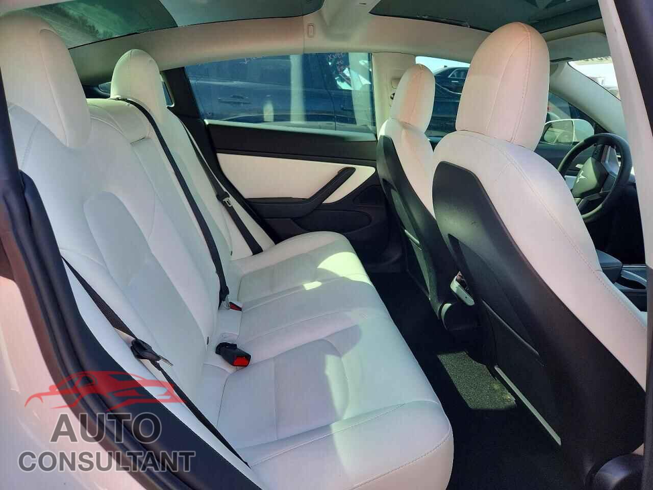 TESLA MODEL 3 2021 - 5YJ3E1EA1MF920748