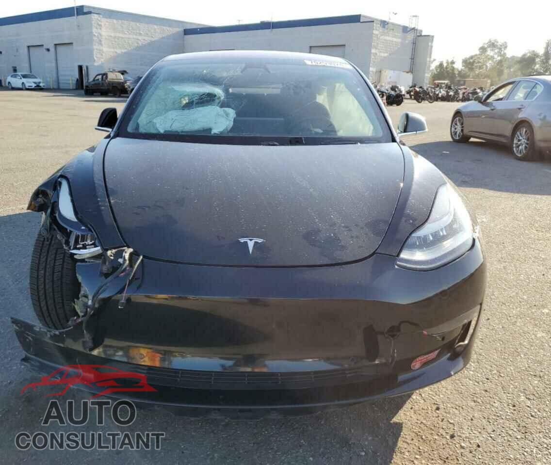 TESLA MODEL 3 2018 - 5YJ3E1EA8JF043218
