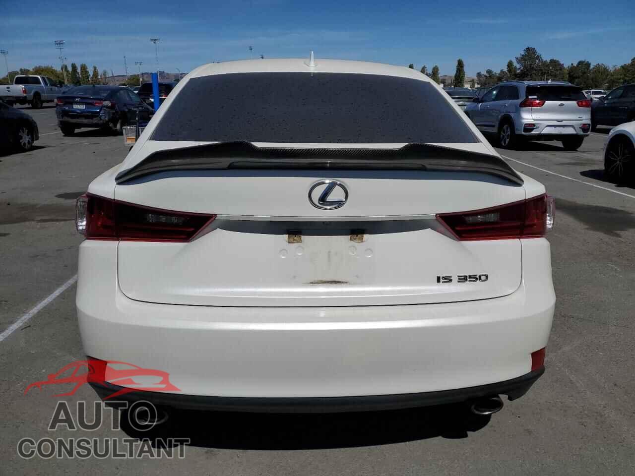 LEXUS IS 2014 - JTHBE1D22E5005950