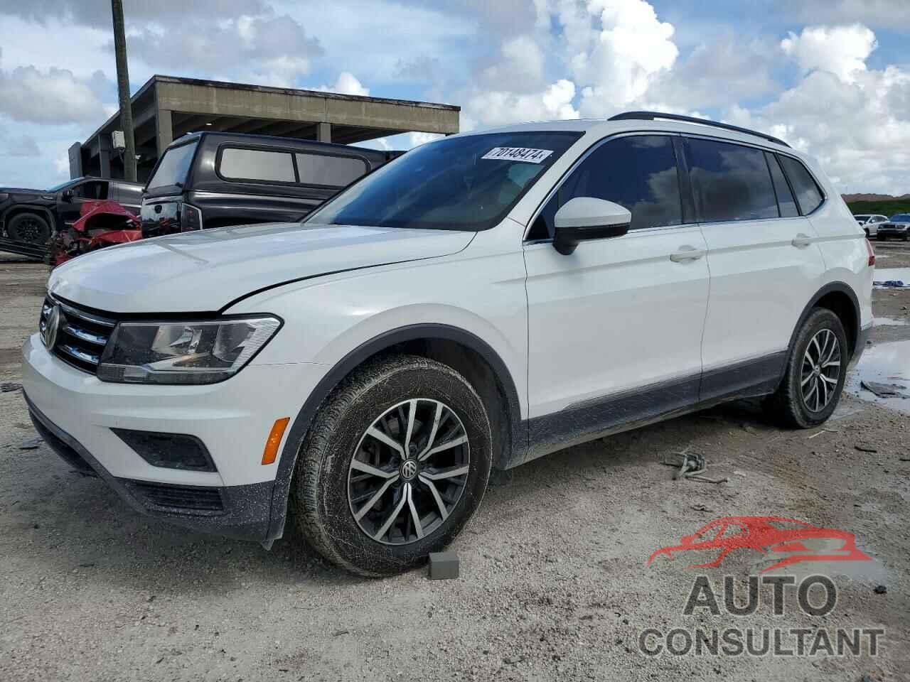 VOLKSWAGEN TIGUAN 2018 - 3VV3B7AX3JM208367