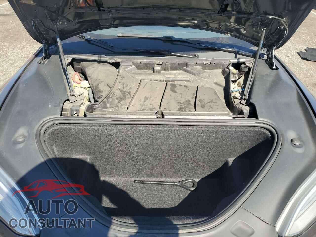 TESLA MODEL S 2021 - 5YJSA1E28MF425611