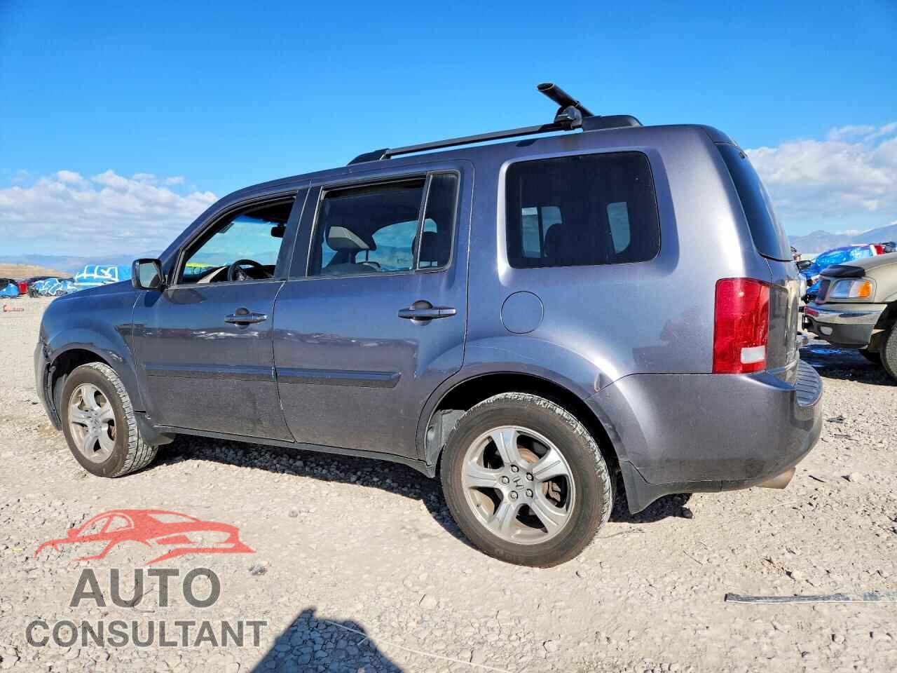 HONDA PILOT 2015 - 5FNYF4H53FB002425