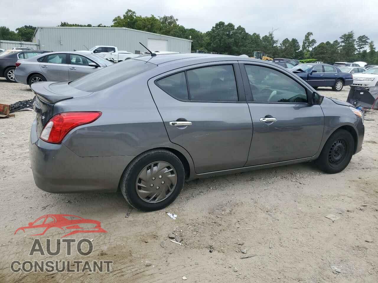NISSAN VERSA 2019 - 3N1CN7AP6KL825729