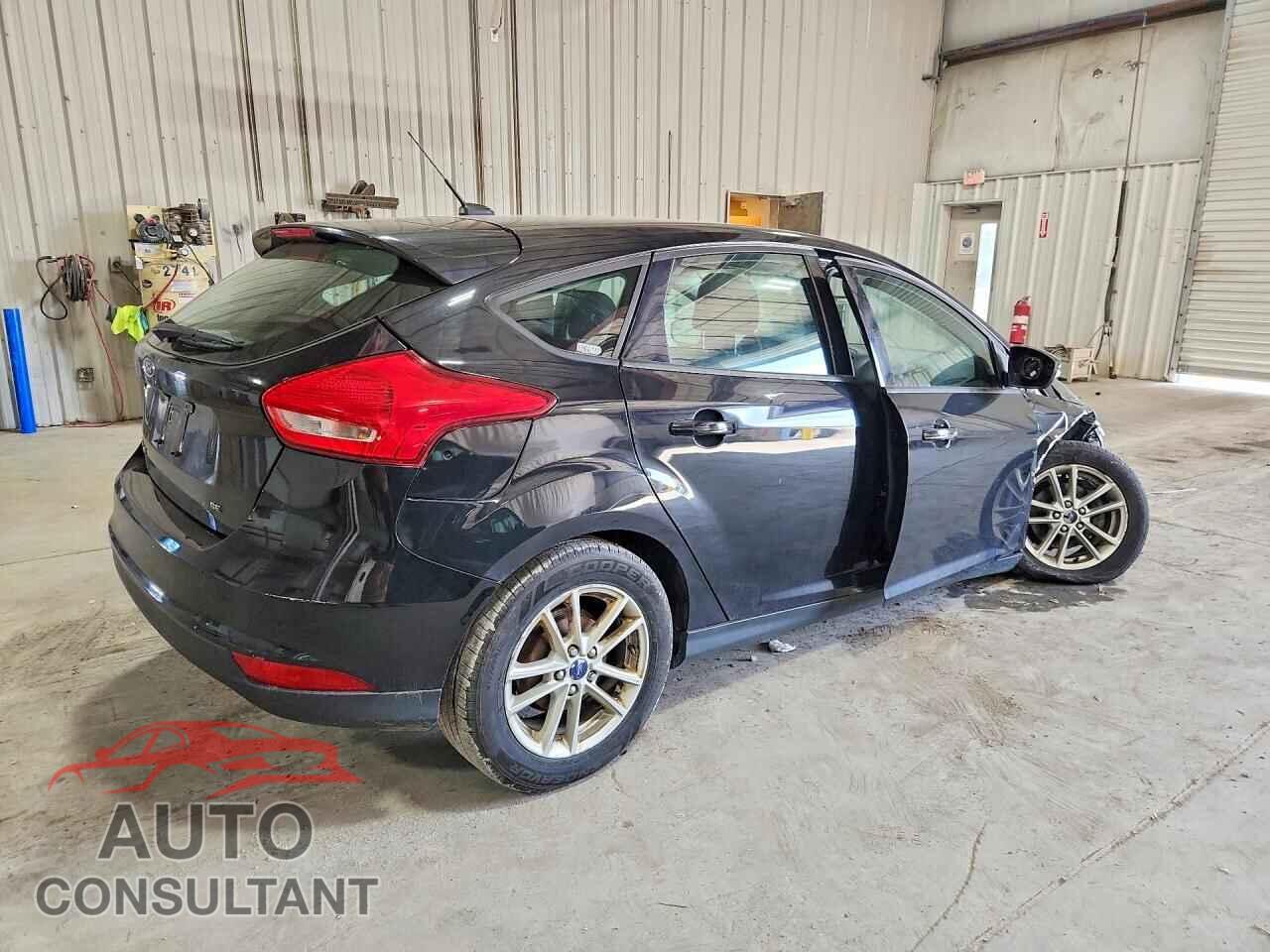 FORD FOCUS 2017 - 1FADP3K29HL246462