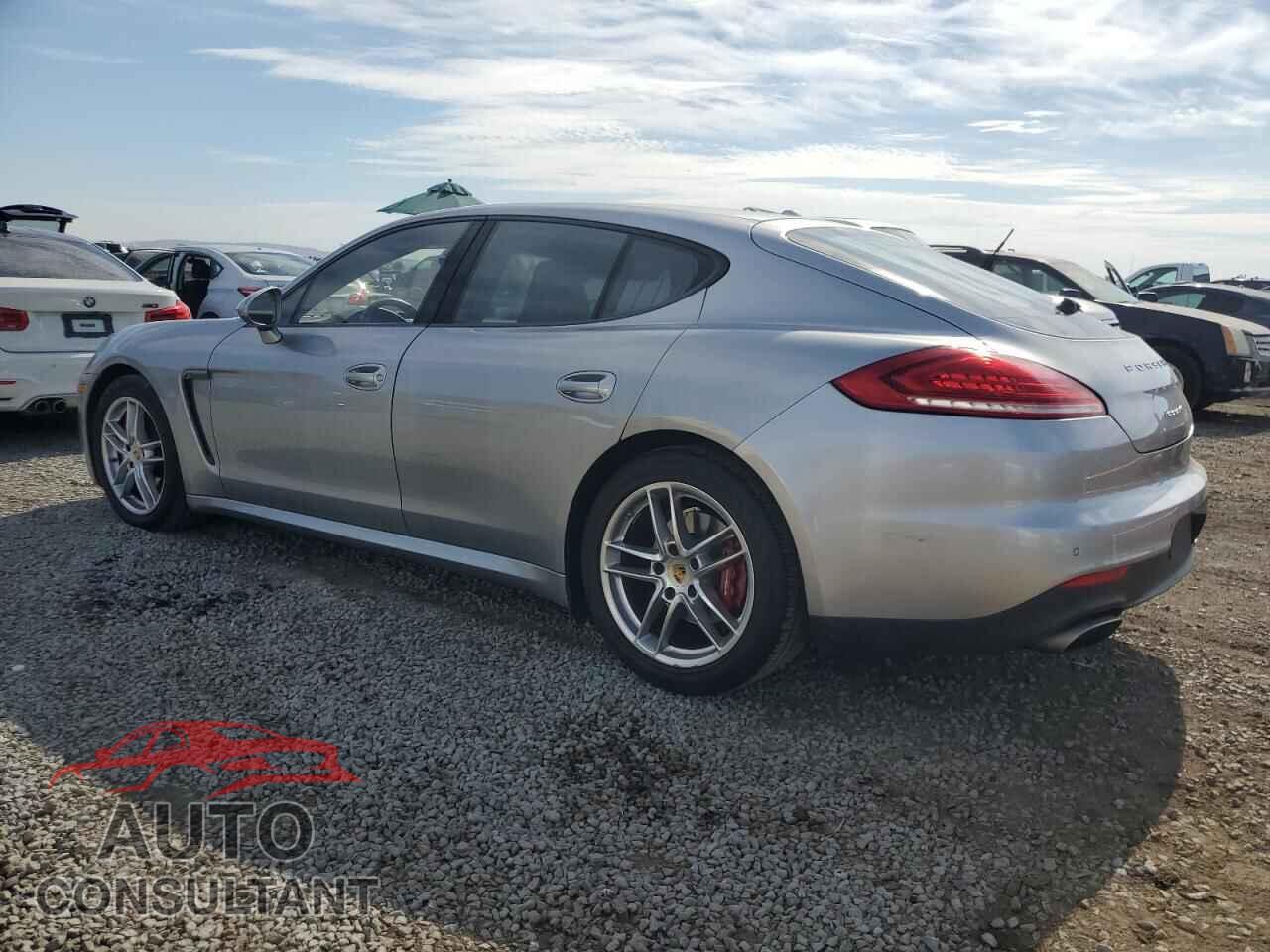 PORSCHE PANAMERA 2015 - WP0AA2A74FL002348