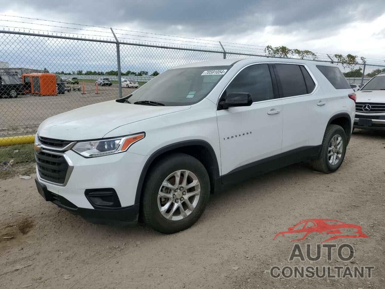 CHEVROLET TRAVERSE 2019 - 1GNERFKW8KJ300390