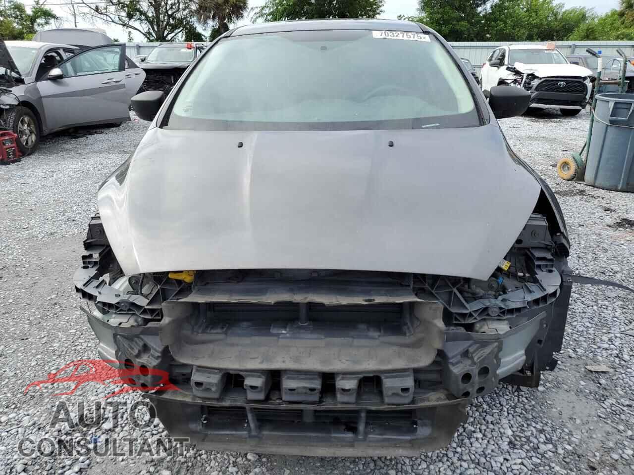 FORD FOCUS 2018 - 1FADP3E20JL204750