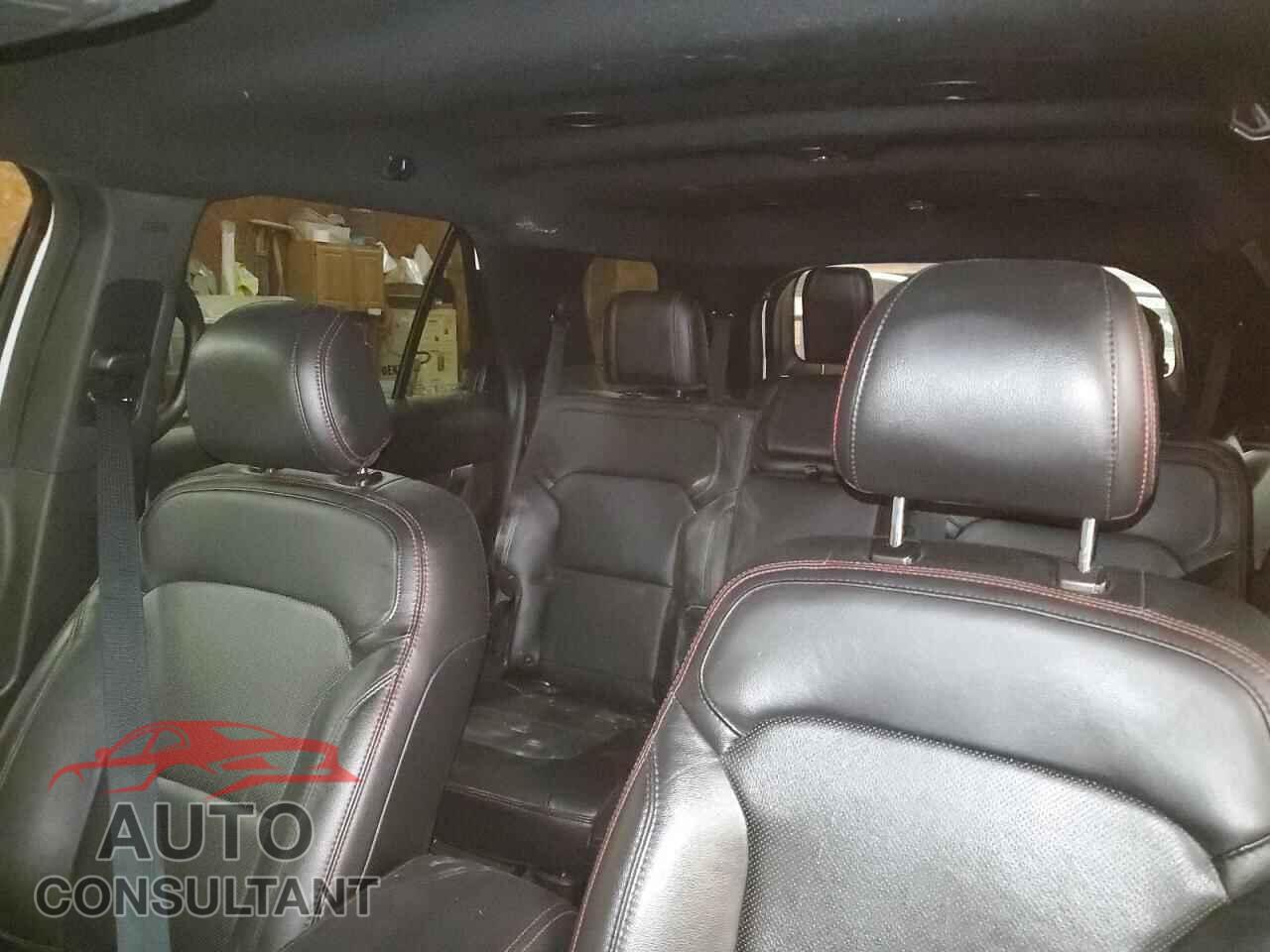 FORD EXPLORER 2017 - 1FM5K8GT7HGA84959