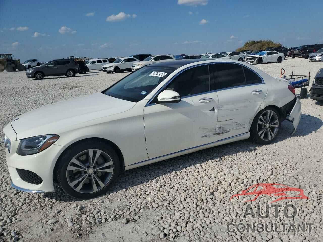 MERCEDES-BENZ C-CLASS 2016 - 55SWF4HB4GU160107