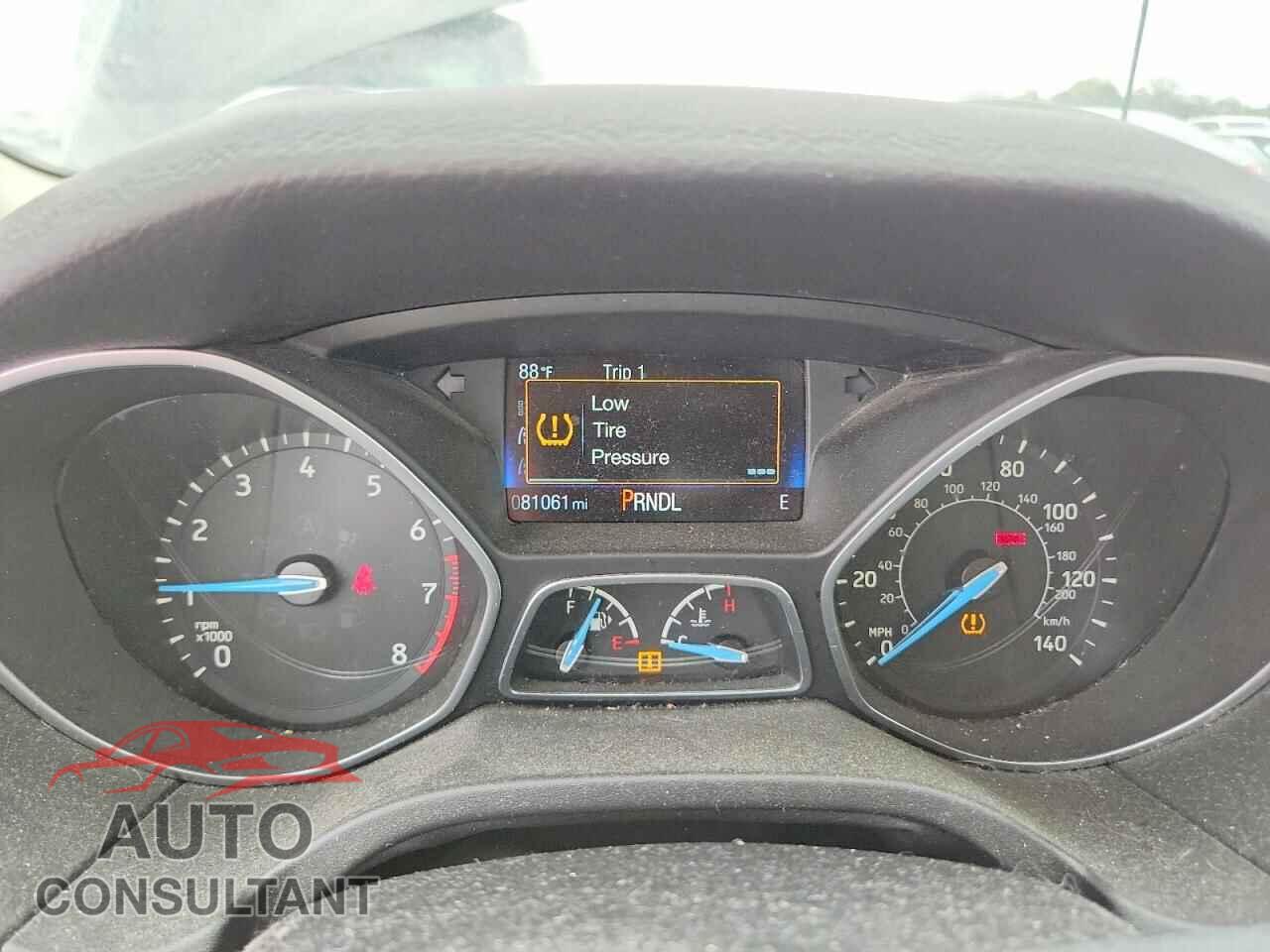 FORD FOCUS 2016 - 1FADP3F24GL375587