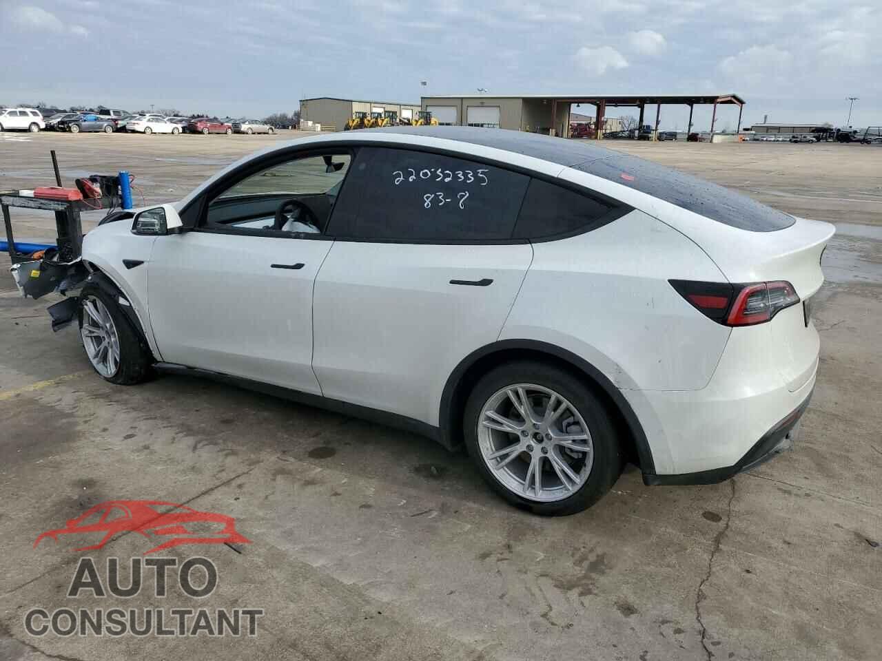 TESLA MODEL Y 2022 - 7SAYGDEE9NF376153