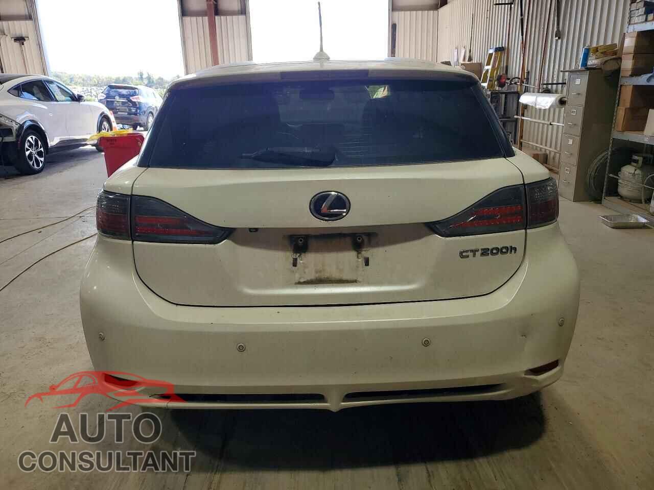 LEXUS CT 200 2013 - JTHKD5BH8D2153229