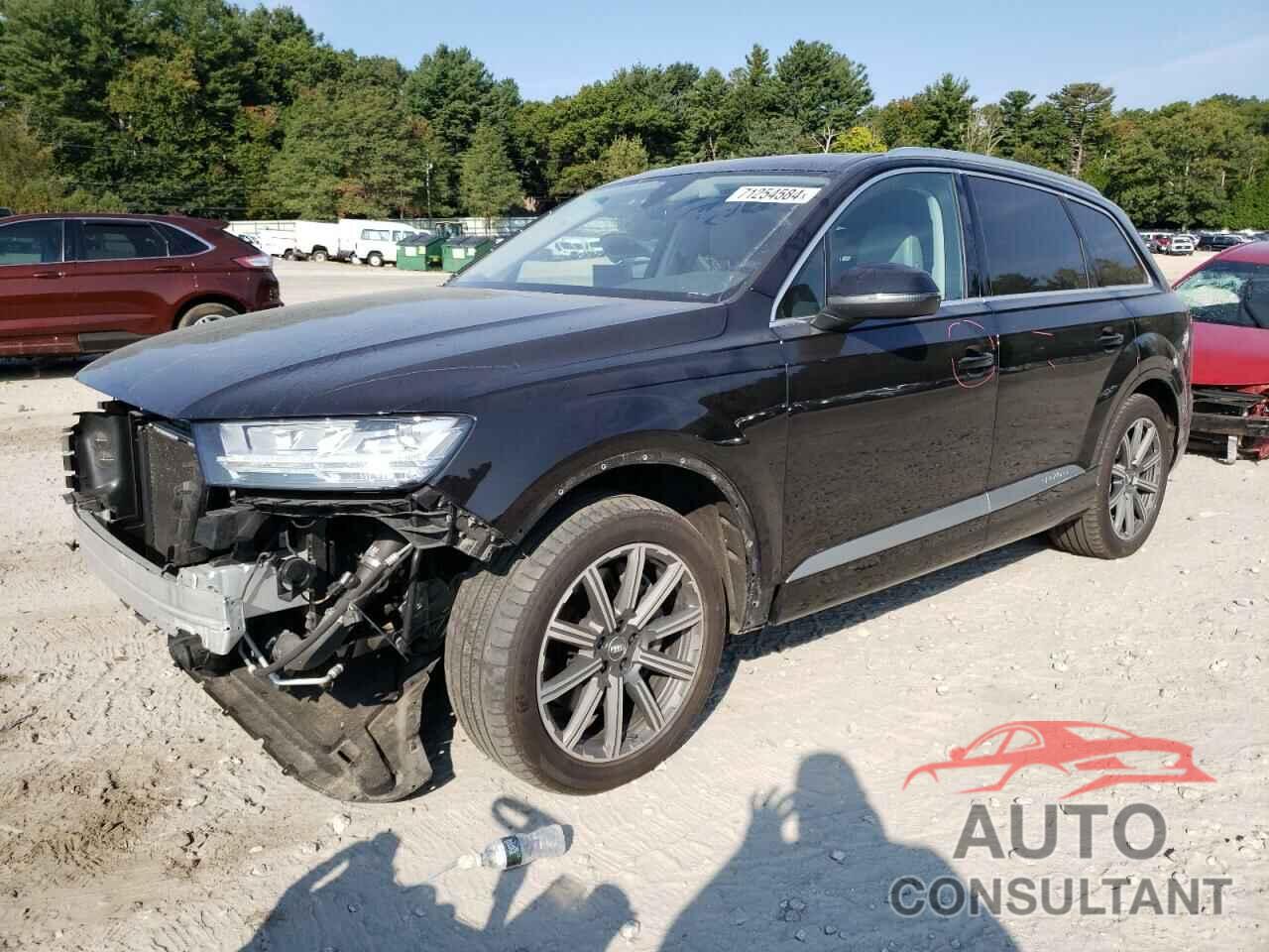 AUDI Q7 2019 - WA1LHAF79KD023024