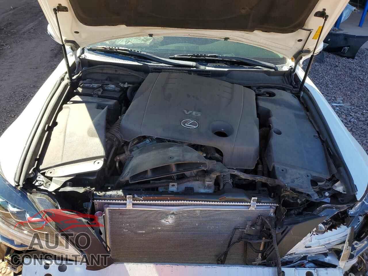 LEXUS IS 2013 - JTHBF5C24D5192399