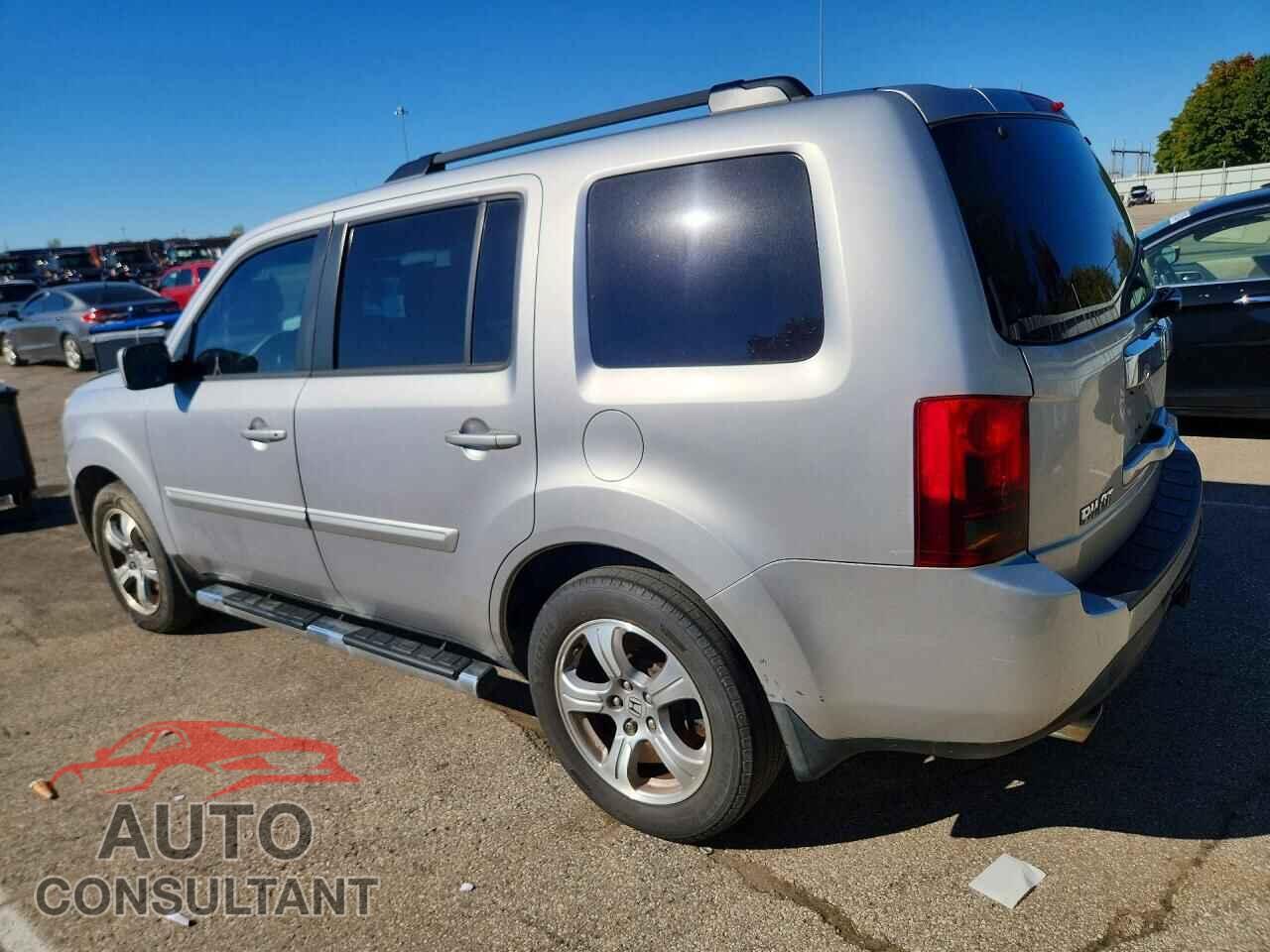 HONDA PILOT 2013 - 5FNYF3H55DB038219
