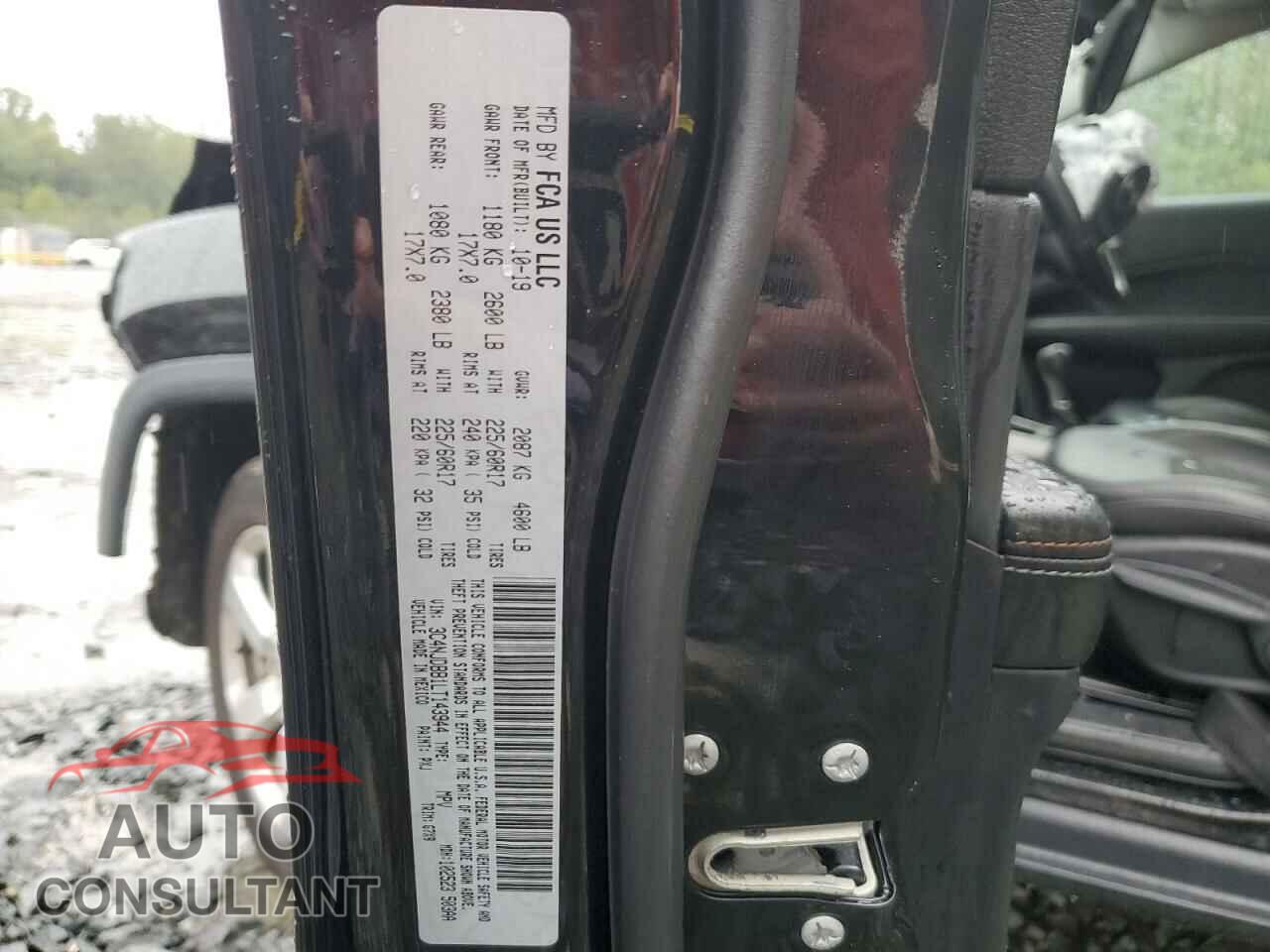 JEEP COMPASS 2020 - 3C4NJDBB1LT143944