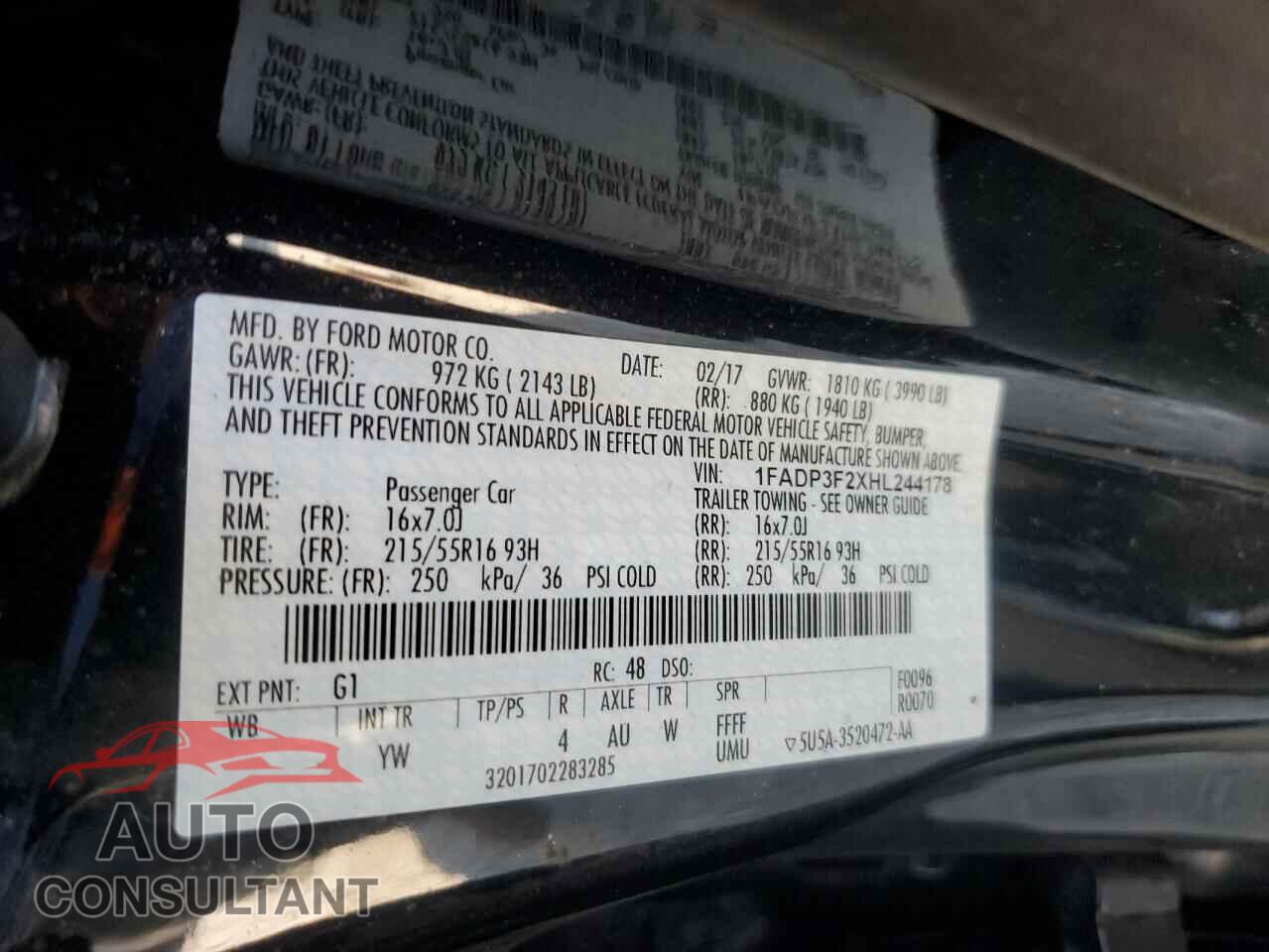 FORD FOCUS 2017 - 1FADP3F2XHL244178