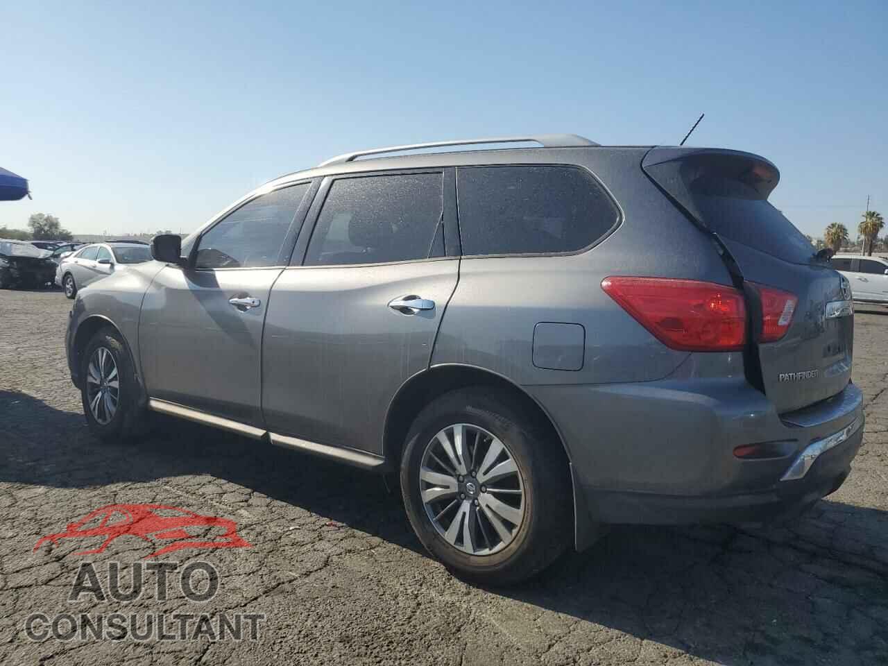 NISSAN PATHFINDER 2017 - 5N1DR2MN5HC657472