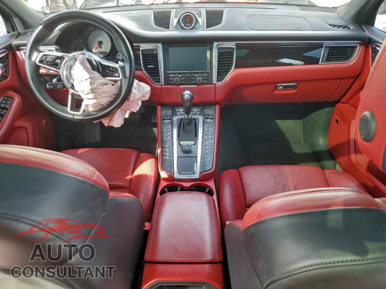 PORSCHE MACAN 2015 - WP1AB2A52FLB63646