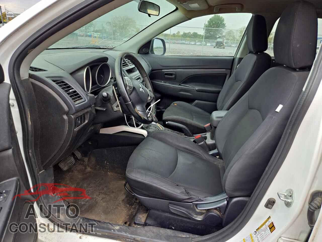 MITSUBISHI OUTLANDER 2013 - 4A4AP3AU7DE011663